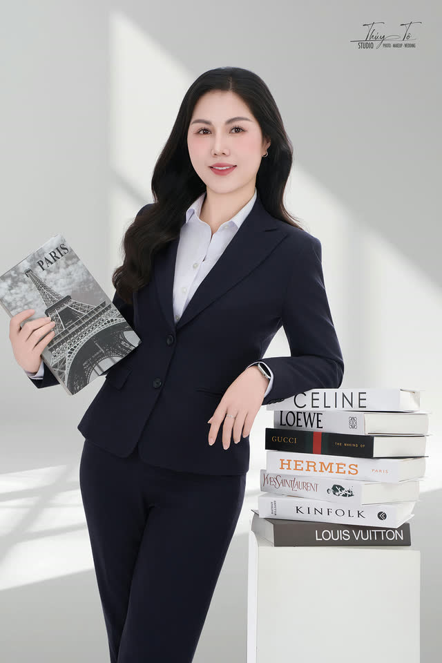 Chủ tịch Hoài — concept doanh nhân