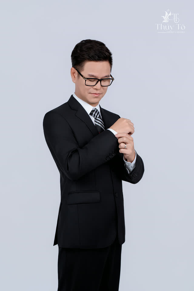 CEO Phạm Văn Công — MDLand Việt Nam — ảnh số 35 chụp tại Thúy Tô Studio, Vinhomes Ocean Park 2