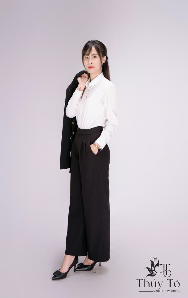 Ảnh tập thể ban lãnh đạo & phòng ban MDLand — ảnh số 39 chụp tại Thúy Tô Studio, Vinhomes Ocean Park 2