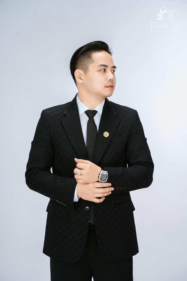 Doanh nhân BĐS Empire Realty — ảnh số 47 chụp tại Thúy Tô Studio, Vinhomes Ocean Park 2