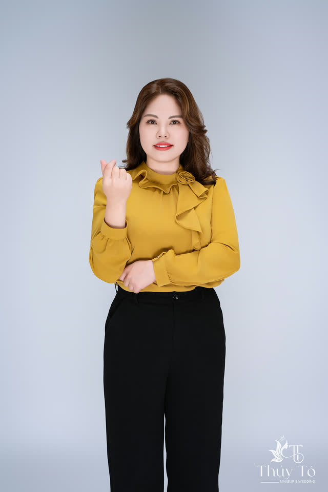 Doanh nhân chị Huế — concept truyền thống