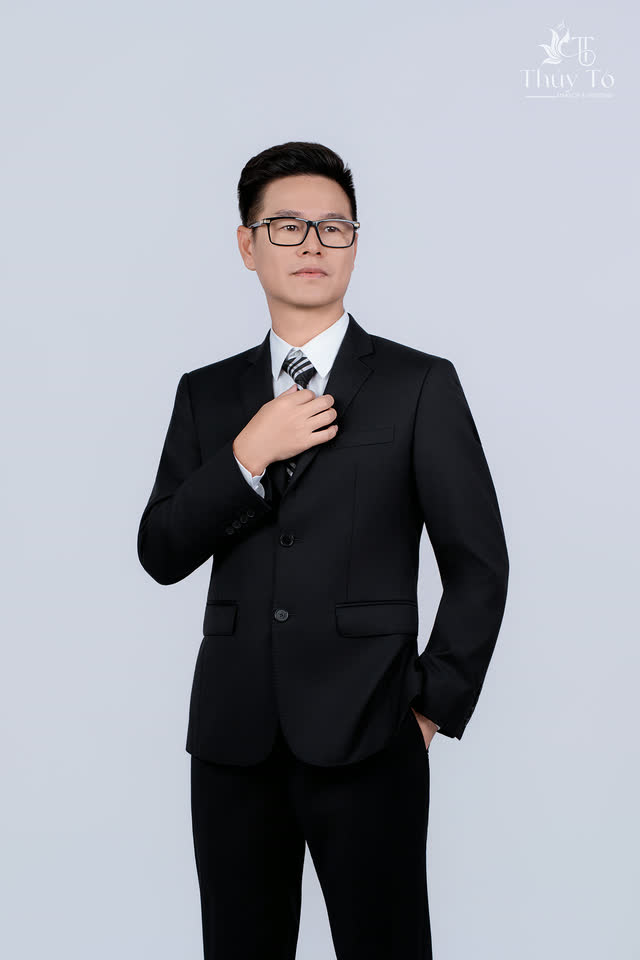 CEO Phạm Văn Công — MDLand Việt Nam — ảnh số 65 chụp tại Thúy Tô Studio, Vinhomes Ocean Park 2