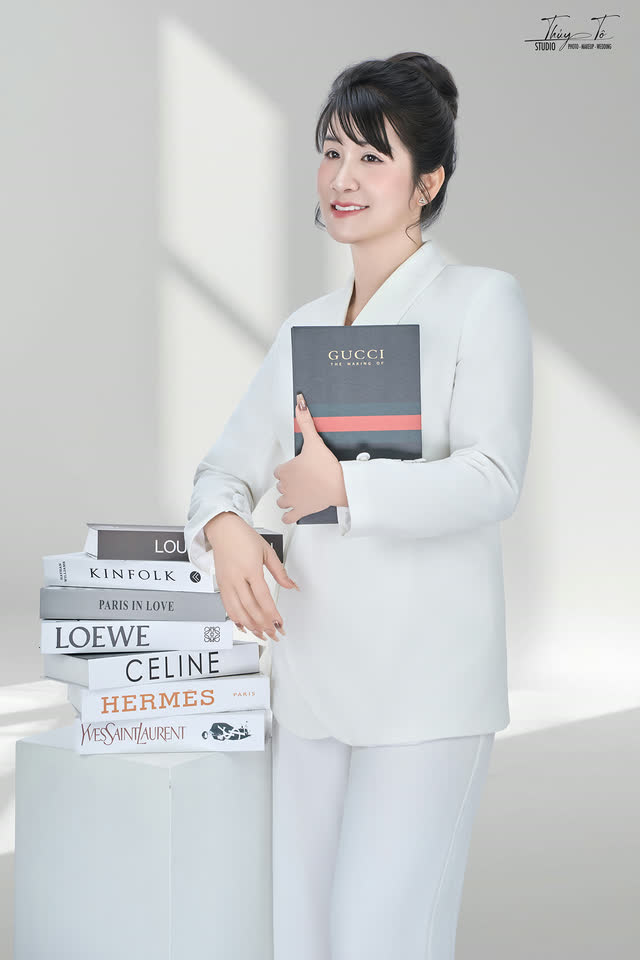 Doanh nhân BĐS May Homes — ảnh số 92 chụp tại Thúy Tô Studio, Vinhomes Ocean Park 2