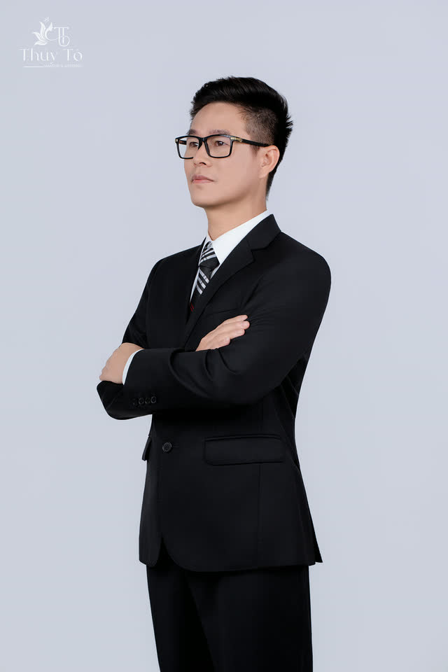 CEO Phạm Văn Công — MDLand Việt Nam — ảnh số 93 chụp tại Thúy Tô Studio, Vinhomes Ocean Park 2