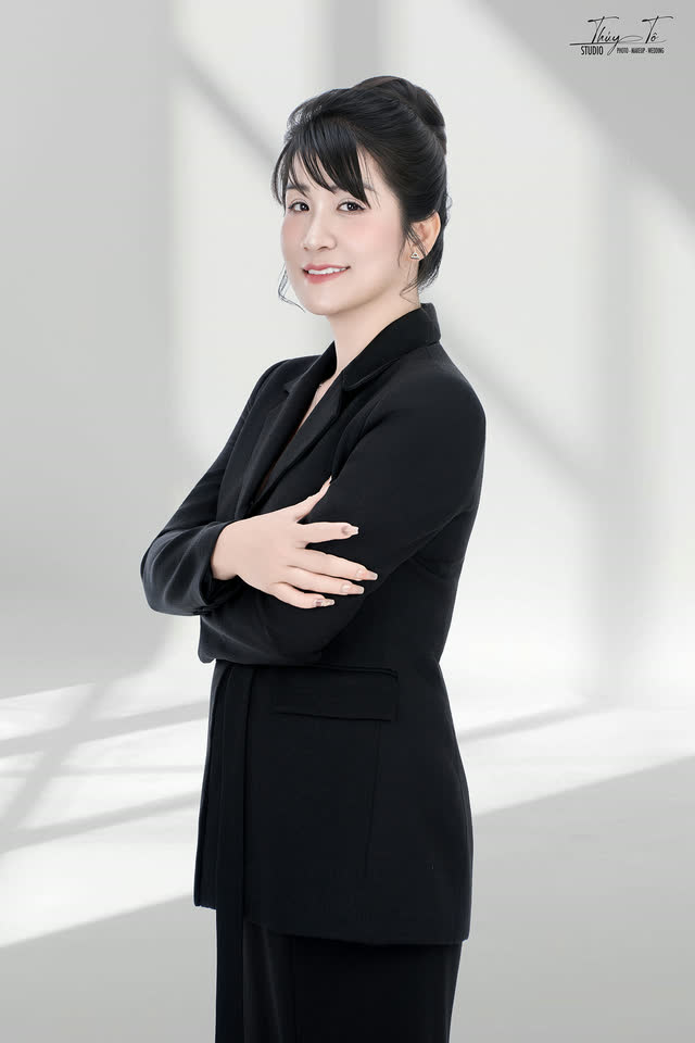 Doanh nhân BĐS May Homes — ảnh số 116 chụp tại Thúy Tô Studio, Vinhomes Ocean Park 2