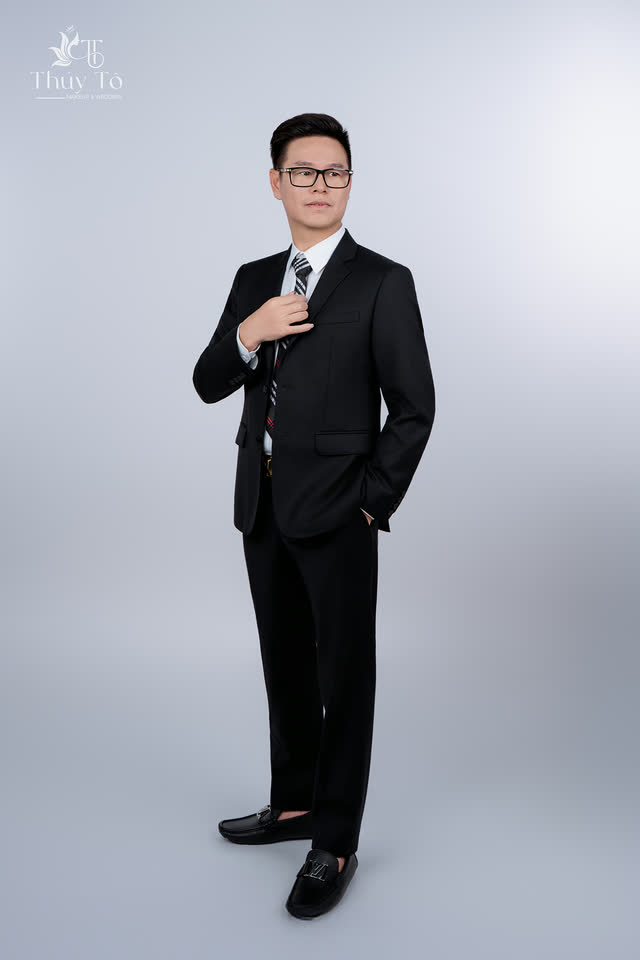 CEO Phạm Văn Công — MDLand Việt Nam — ảnh số 141 chụp tại Thúy Tô Studio, Vinhomes Ocean Park 2