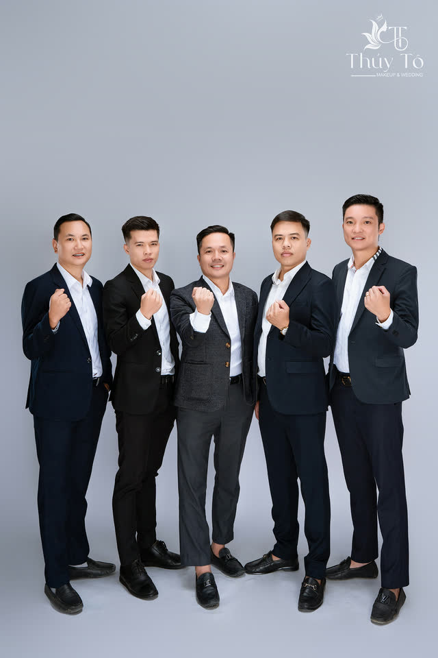 Ảnh tập thể ban lãnh đạo & phòng ban MDLand — ảnh số 144 chụp tại Thúy Tô Studio, Vinhomes Ocean Park 2