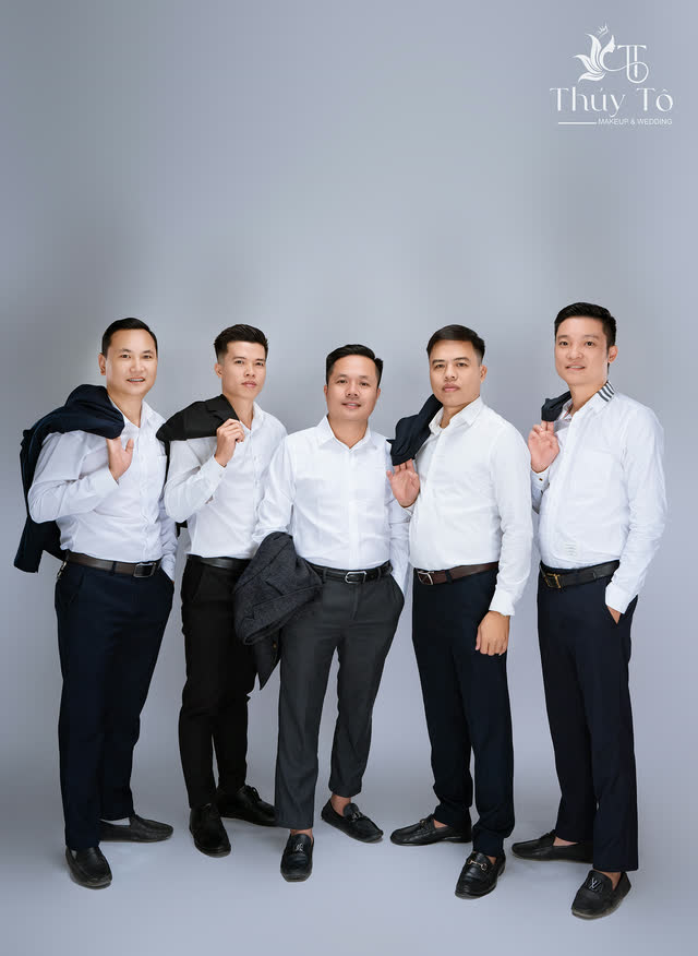 Ảnh tập thể ban lãnh đạo & phòng ban MDLand — ảnh số 145 chụp tại Thúy Tô Studio, Vinhomes Ocean Park 2