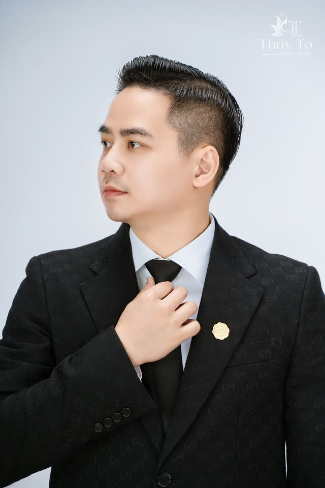 Doanh nhân BĐS Empire Realty — ảnh số 153 chụp tại Thúy Tô Studio, Vinhomes Ocean Park 2