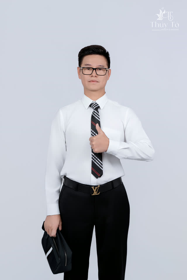 CEO Phạm Văn Công — MDLand Việt Nam — ảnh số 182 chụp tại Thúy Tô Studio, Vinhomes Ocean Park 2