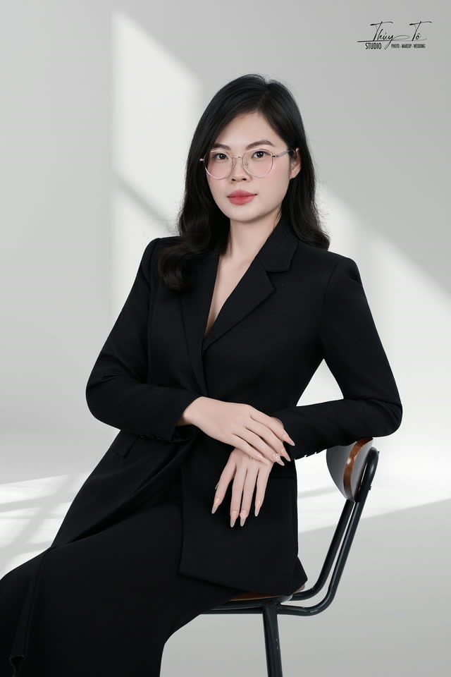 Doanh nhân BĐS May Homes — ảnh số 197 chụp tại Thúy Tô Studio, Vinhomes Ocean Park 2