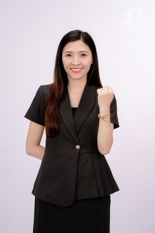 Doanh nhân Tân Thời Đại — ảnh số 207 chụp tại Thúy Tô Studio, Vinhomes Ocean Park 2