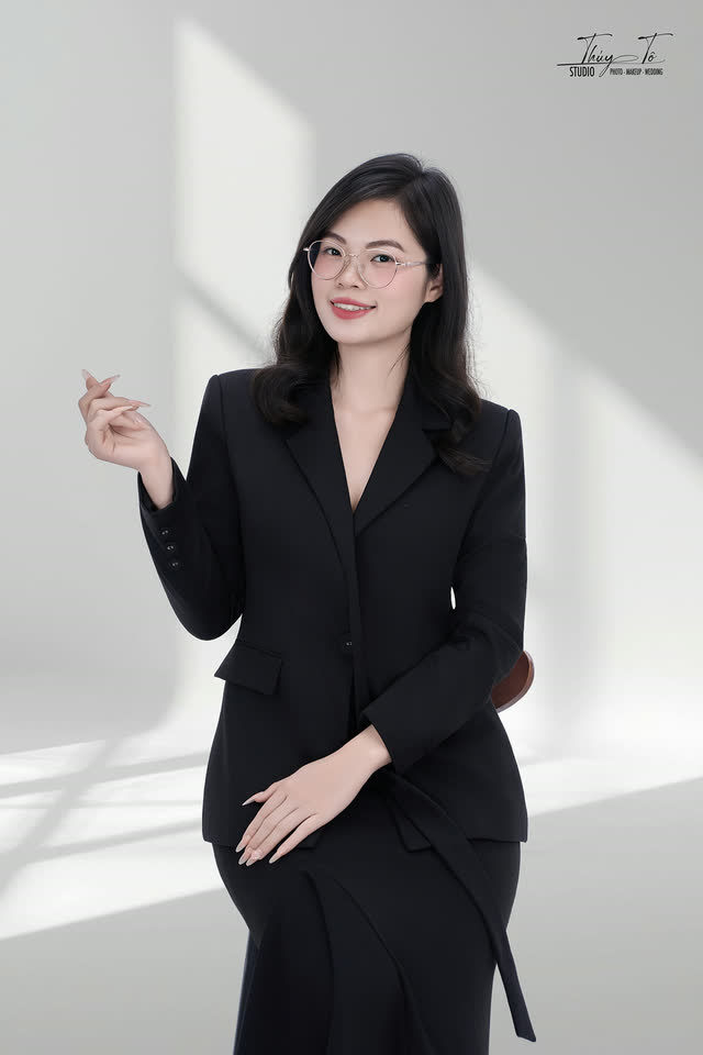 Doanh nhân BĐS May Homes — ảnh số 214 chụp tại Thúy Tô Studio, Vinhomes Ocean Park 2