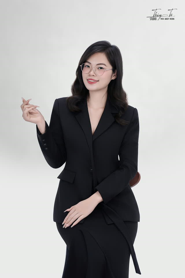 Doanh nhân BĐS May Homes — ảnh số 229 chụp tại Thúy Tô Studio, Vinhomes Ocean Park 2