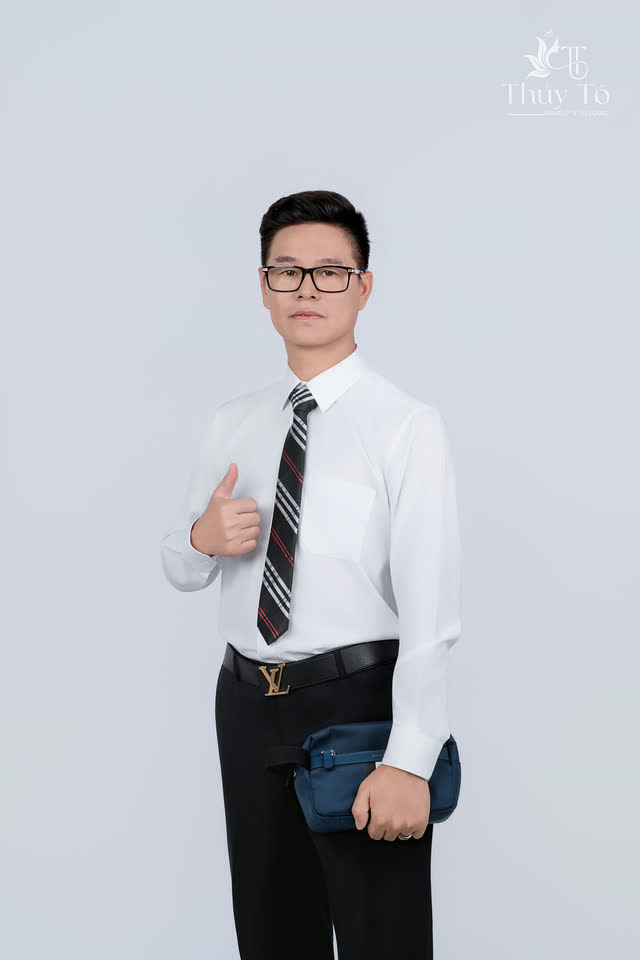 CEO Phạm Văn Công — MDLand Việt Nam — ảnh số 247 chụp tại Thúy Tô Studio, Vinhomes Ocean Park 2