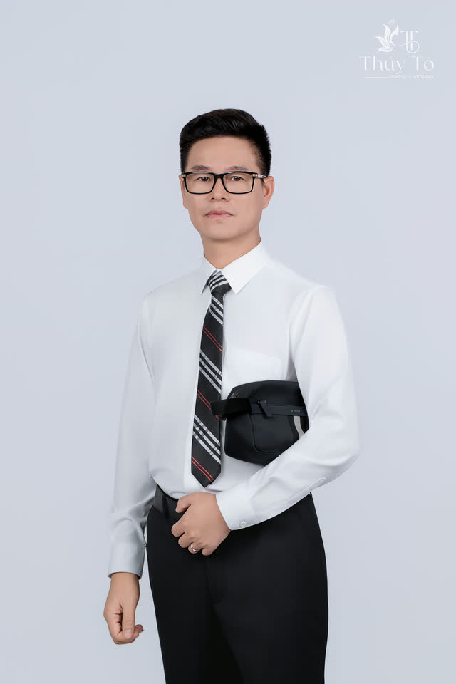 CEO Phạm Văn Công — MDLand Việt Nam — ảnh số 248 chụp tại Thúy Tô Studio, Vinhomes Ocean Park 2