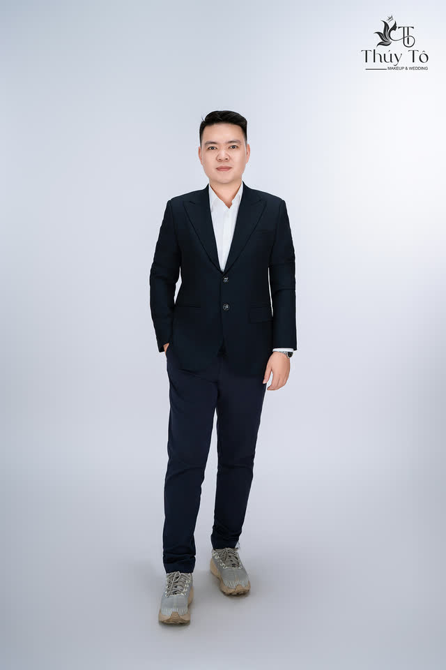 Doanh nhân Tân Thời Đại — ảnh số 262 chụp tại Thúy Tô Studio, Vinhomes Ocean Park 2